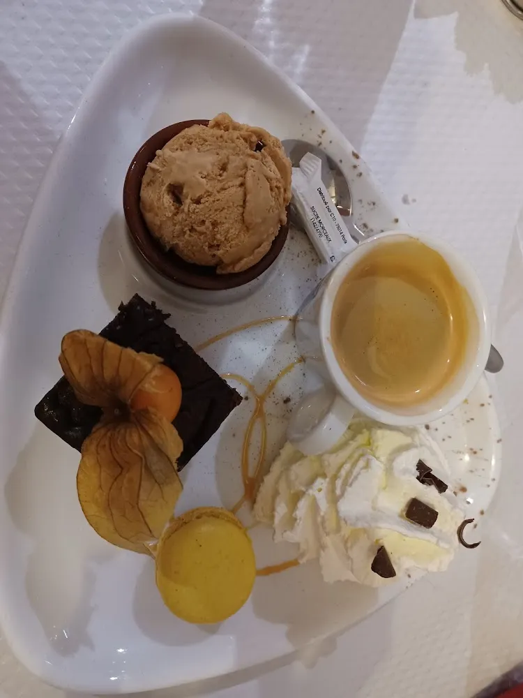 Café Gourmand